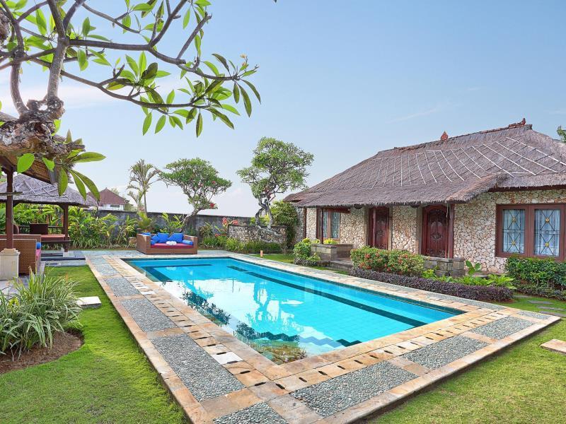 The Club Seminyak (Bali)