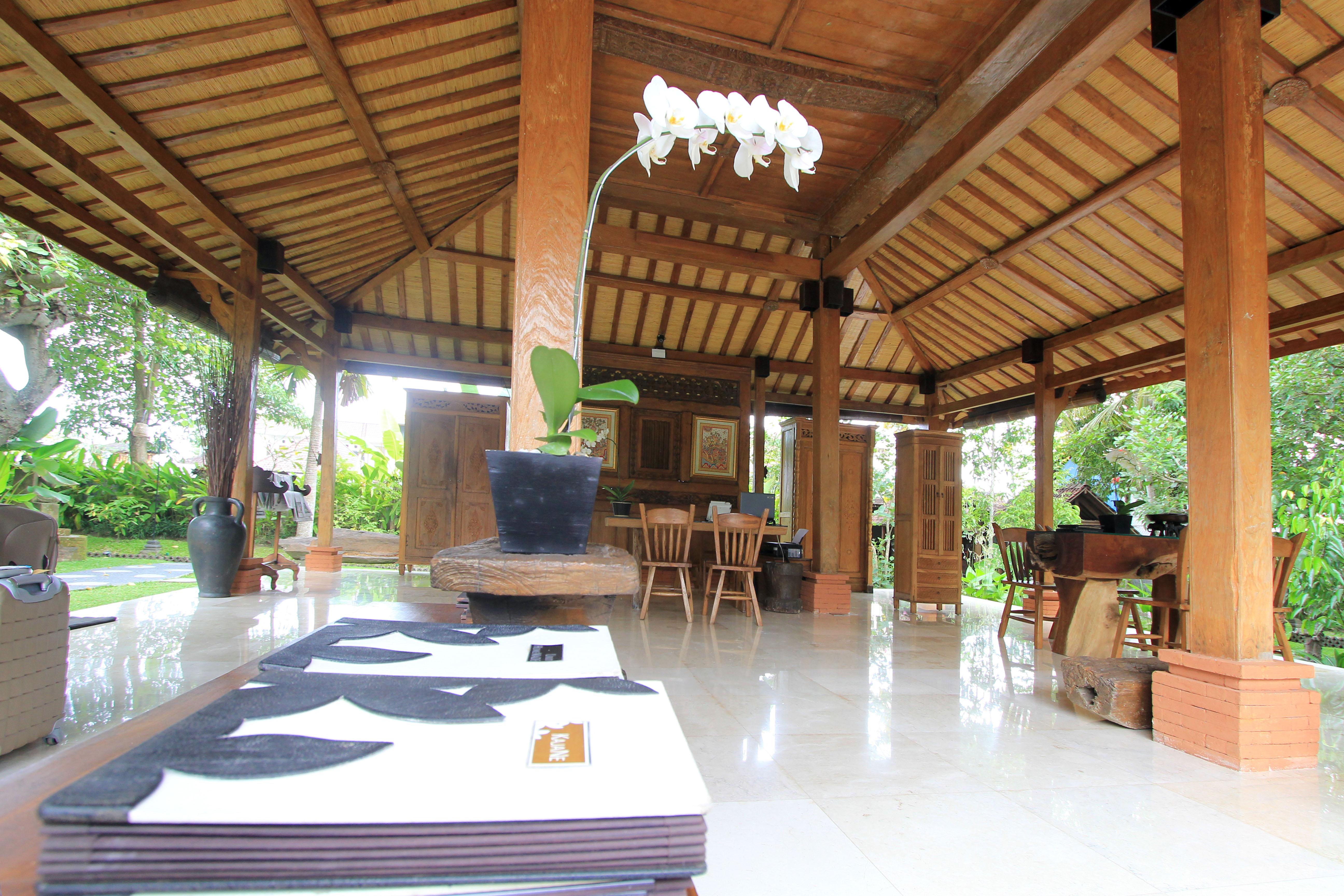 Kajane Yangloni At Bali Holiday park 4*