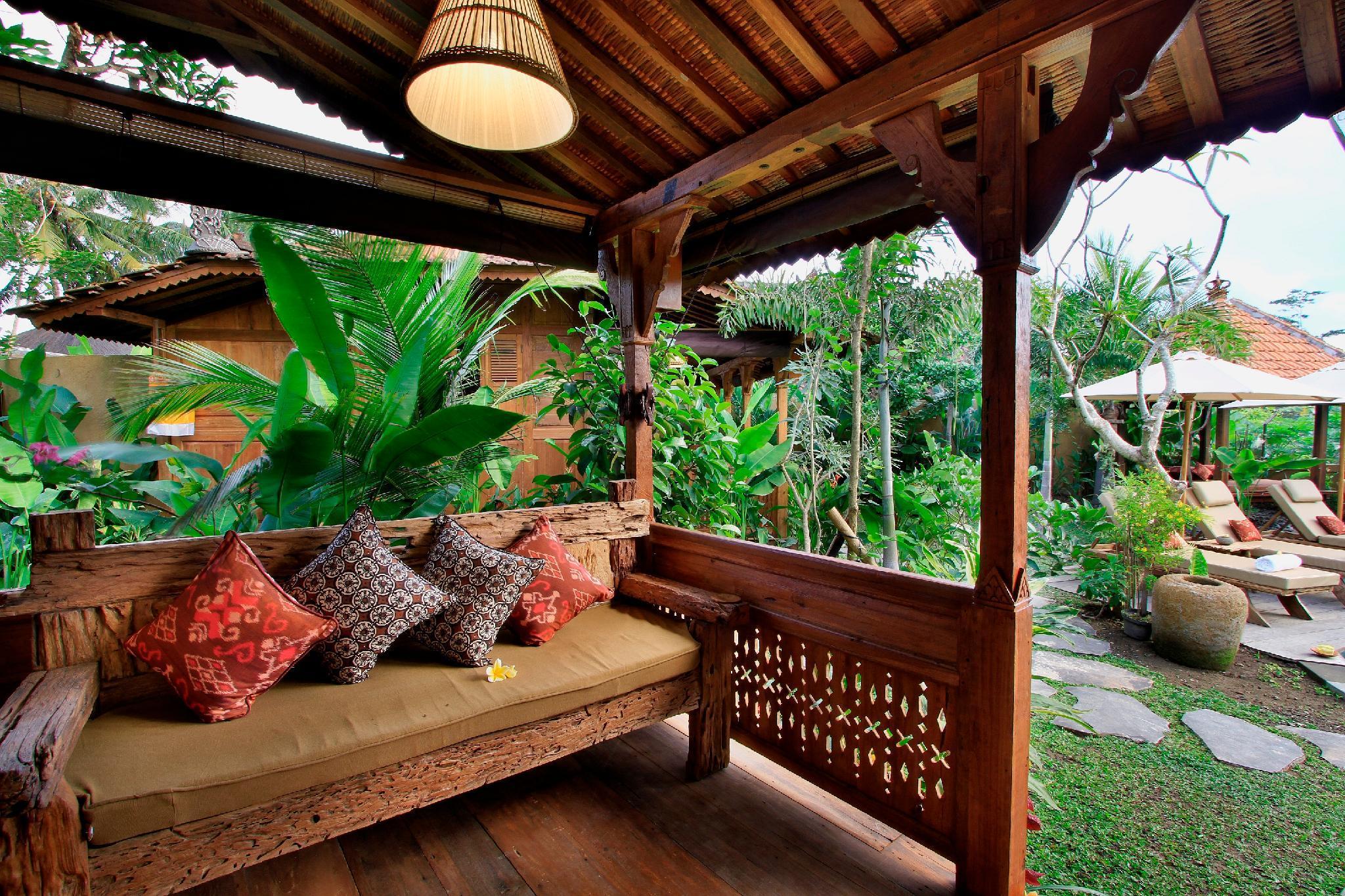 Villa Madani Antique