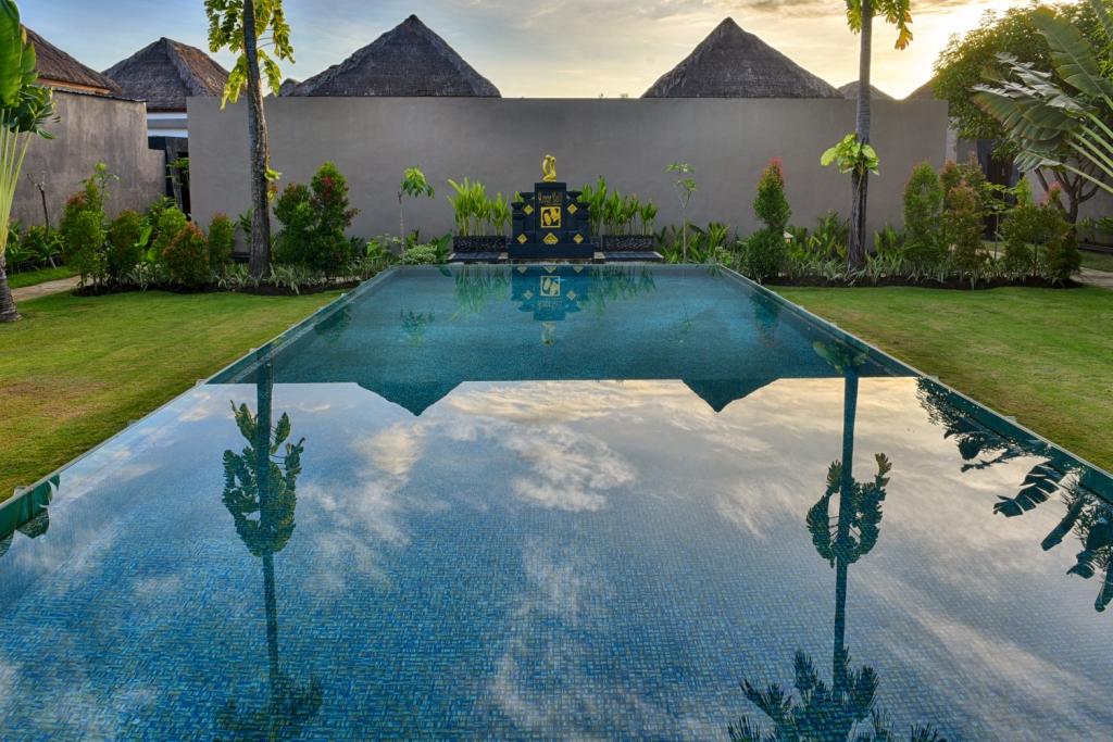 Bali & * Seminyak (Bali)