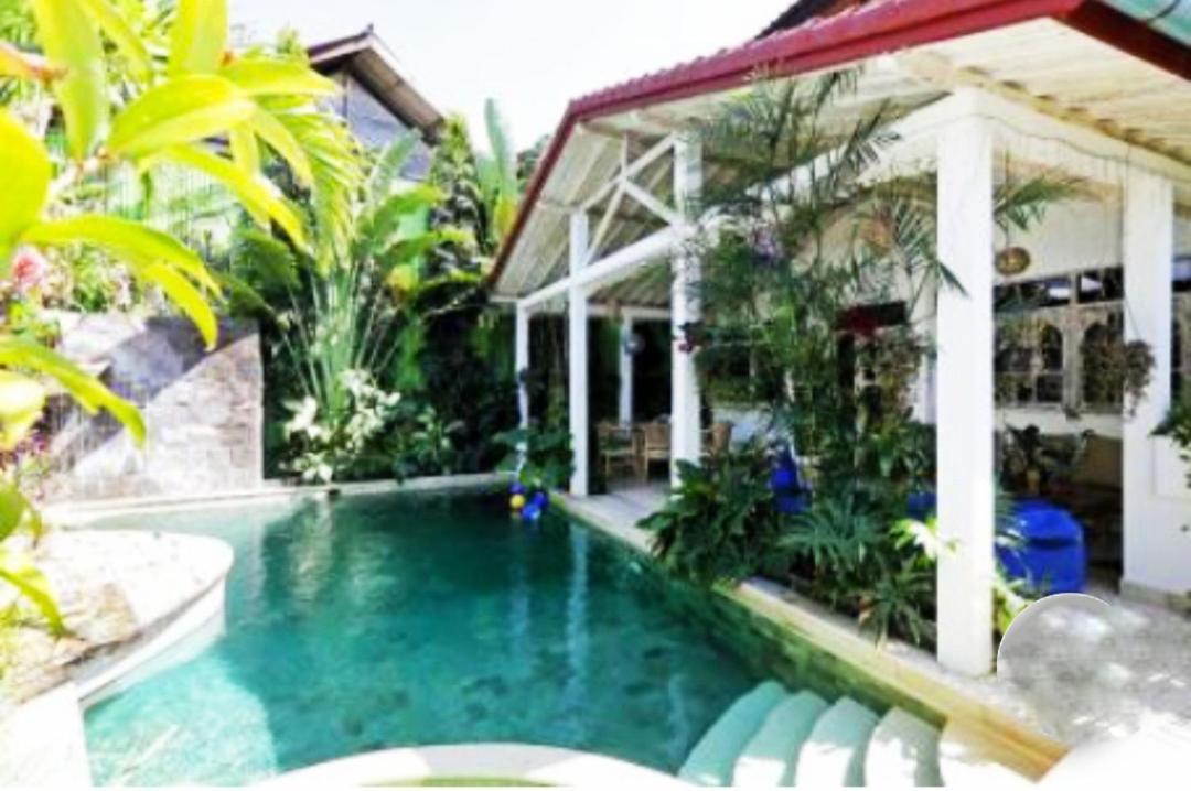 Blue Lagoon 5 Bedrooms Villa *