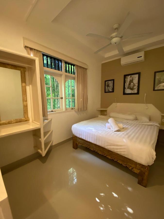 Blue Lagoon 5 Bedrooms Villa