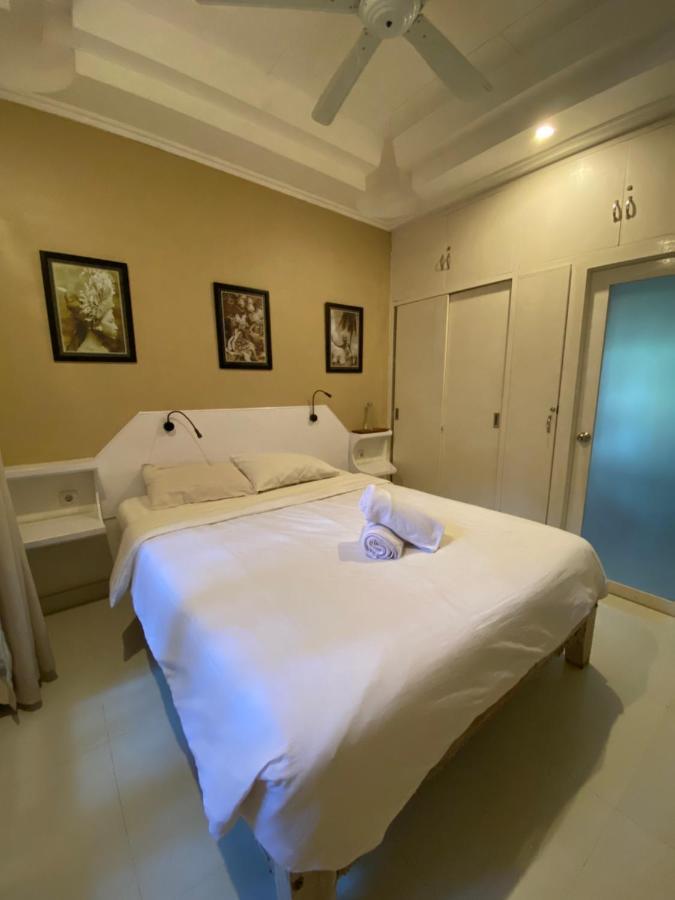 Blue Lagoon 5 Bedrooms Villa Kuta (Bali)