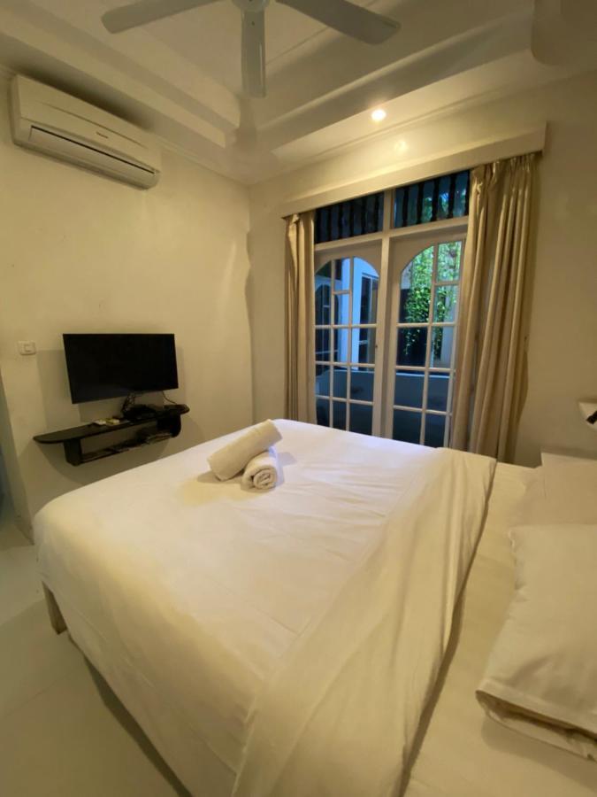 Blue Lagoon 5 Bedrooms Villa Kuta (Bali)