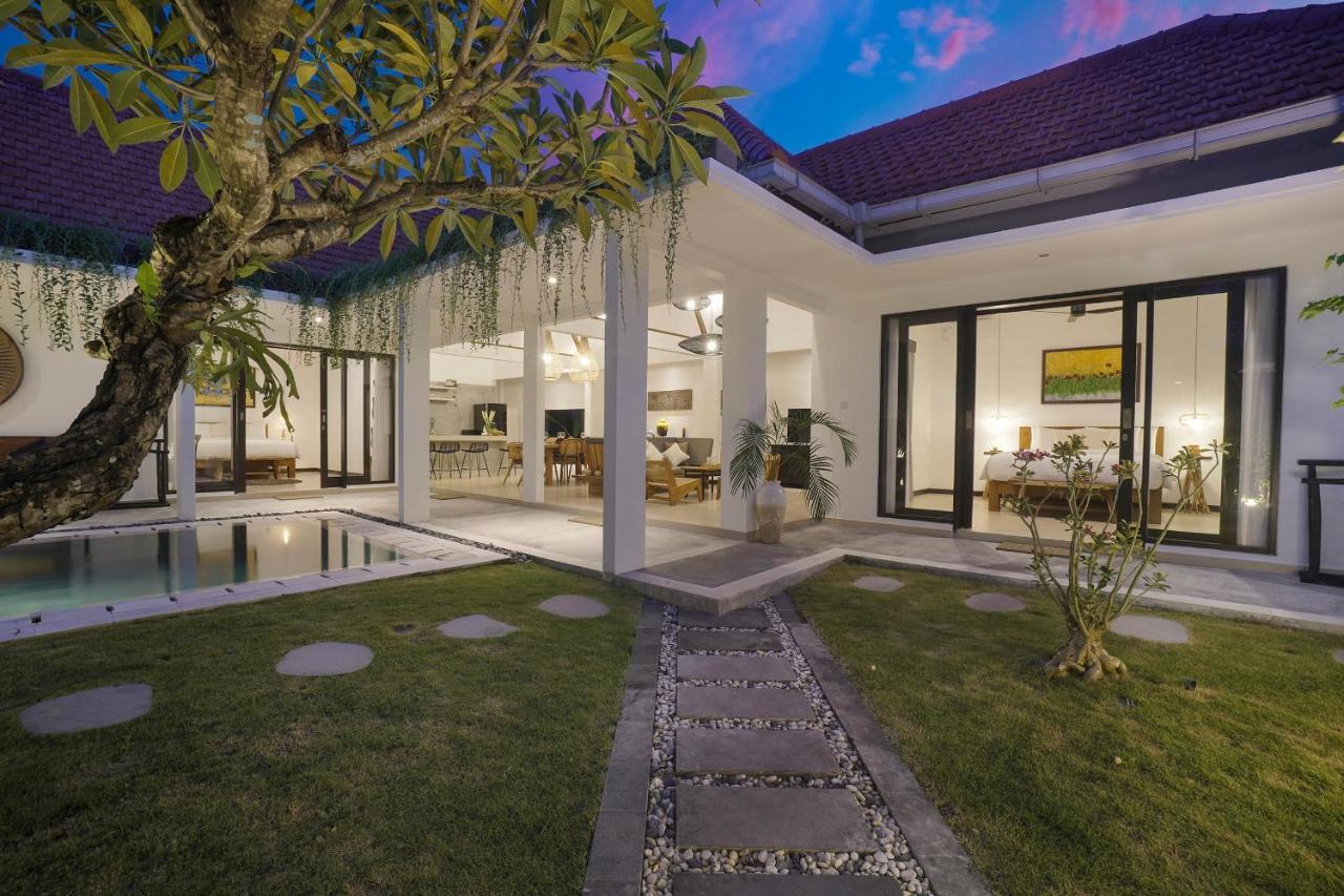 Sunglow * Seminyak (Bali)
