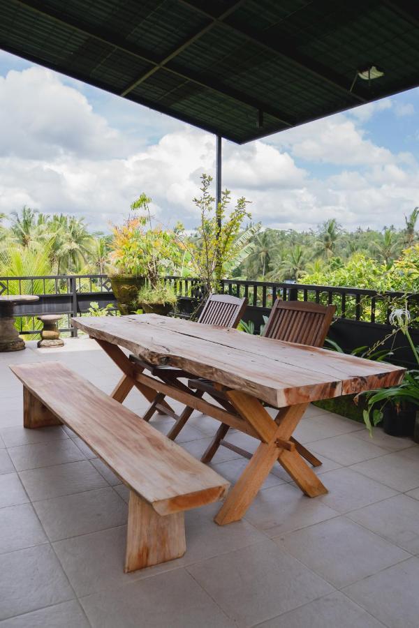 Guest house Mancur 2*