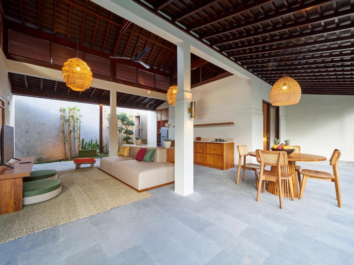 Villa Bumbak Park Villas *