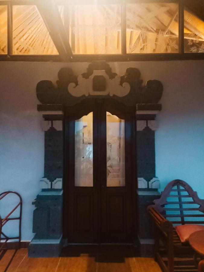Kusnadi 3* Legian (Bali)