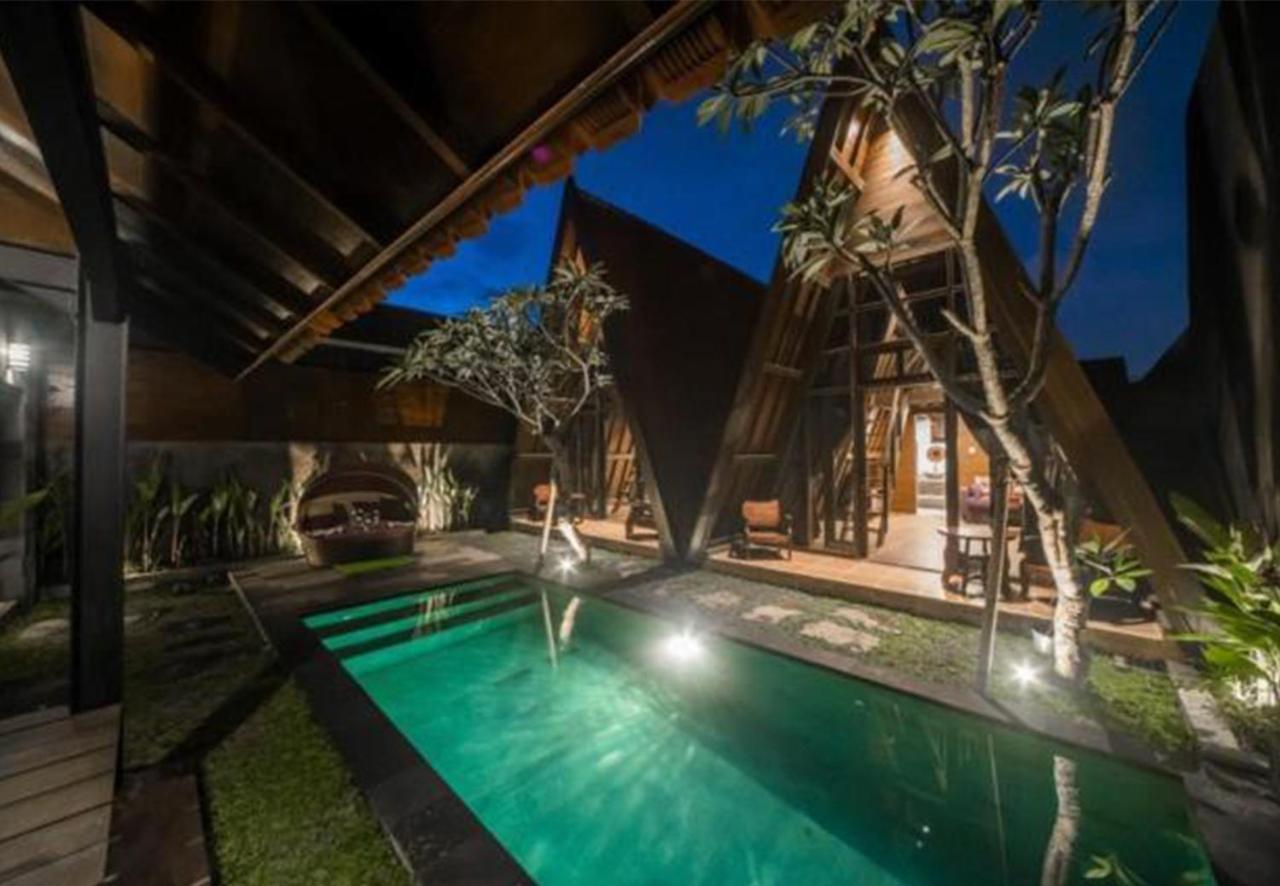 Rumah Kayu Tatiya Villa *