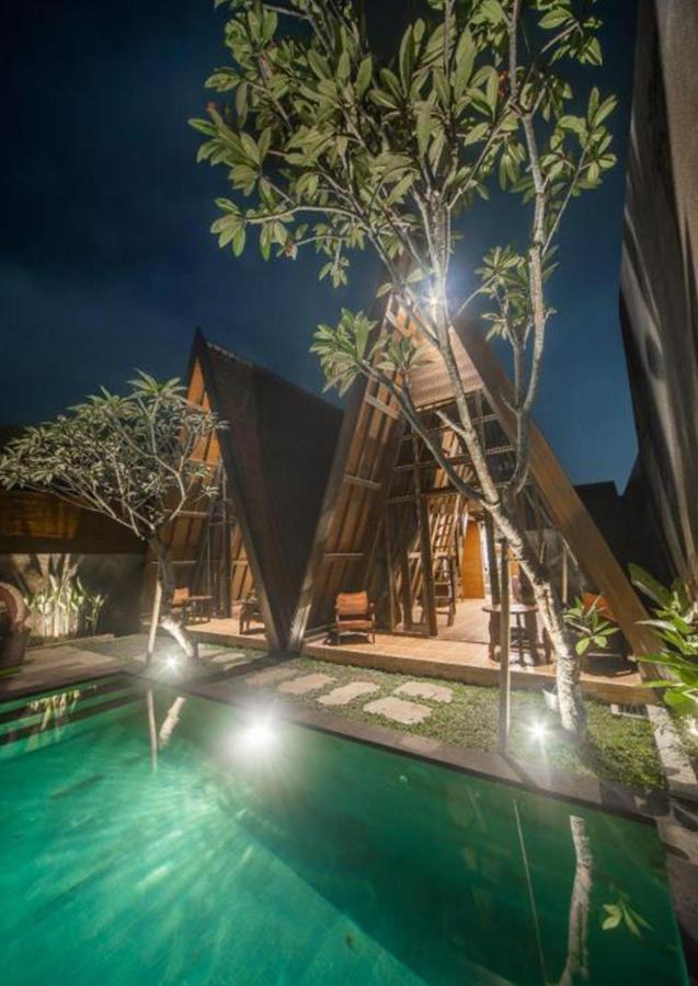 Rumah Kayu Tatiya Villa