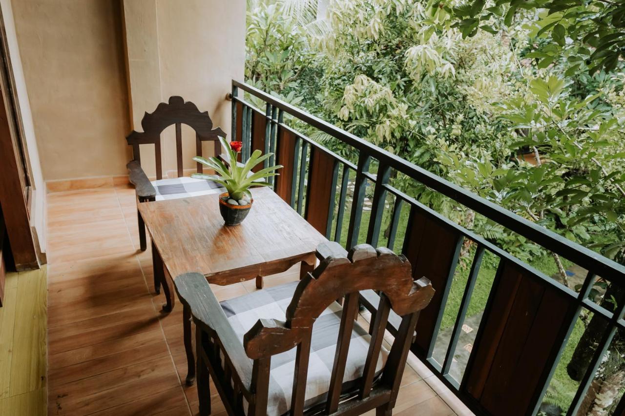 Guest house Dewangga 3*