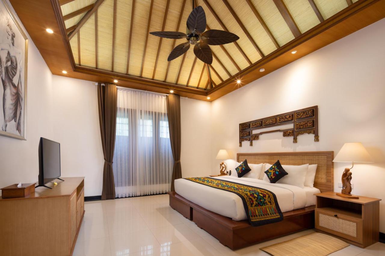 Giri Bhagawan & Nusa Dua (Bali)