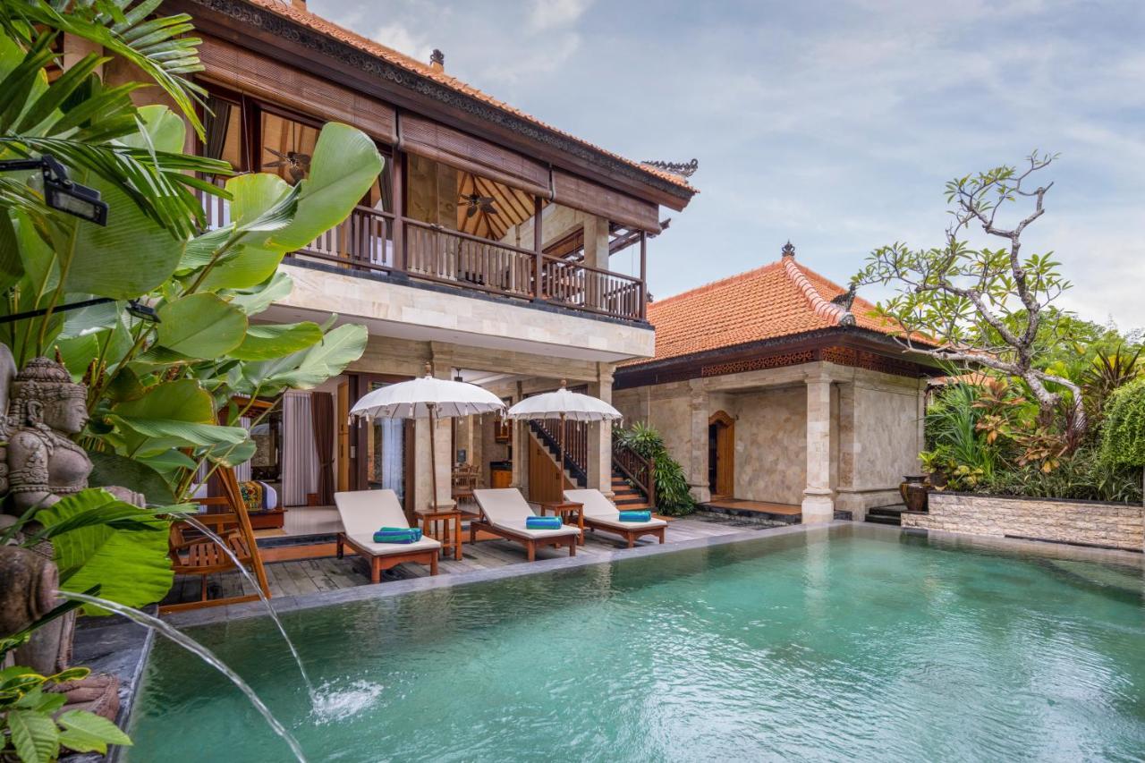 Giri Bhagawan & Hotel 5*