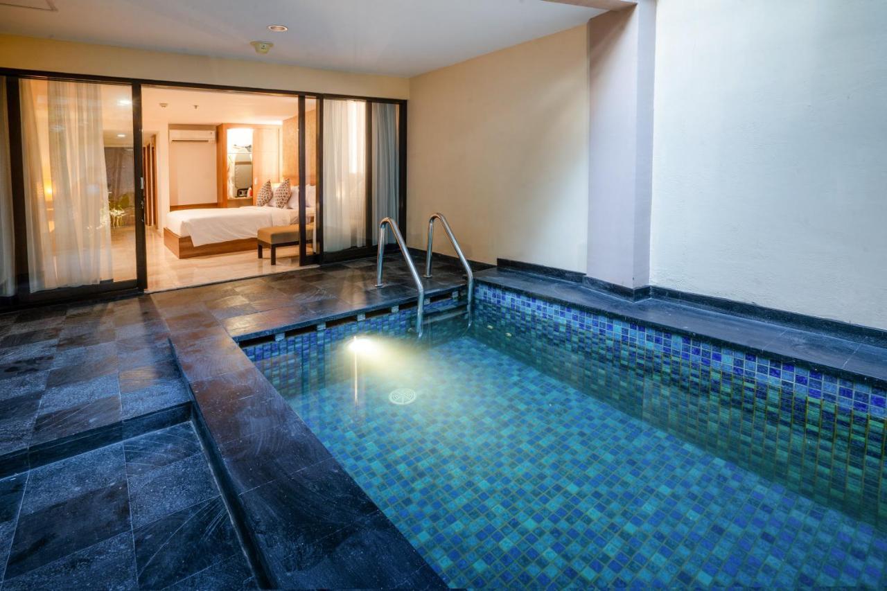 Cross Vibe Paasha Atelier Bali Kuta 4* Kuta (Bali)