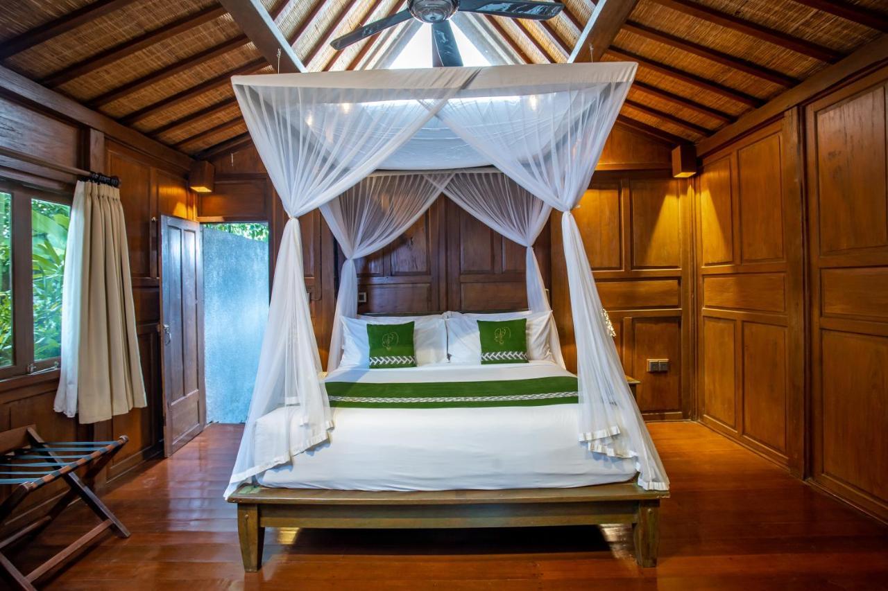 Arya Villa *