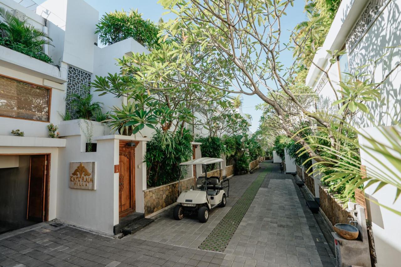 Villa Kayu Raja