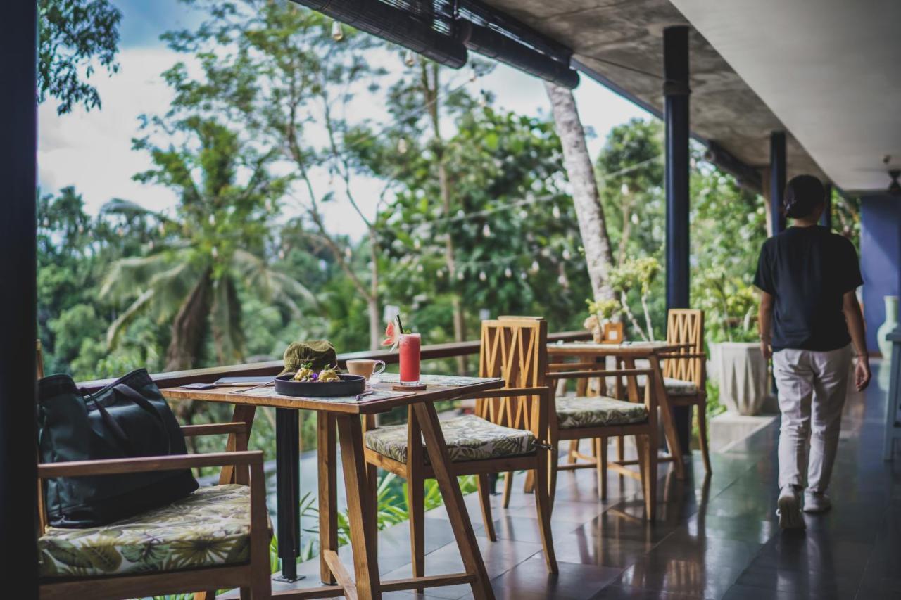 Villa Amora Boutique *