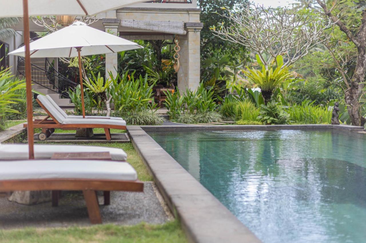 Suara Air Luxury Villa *