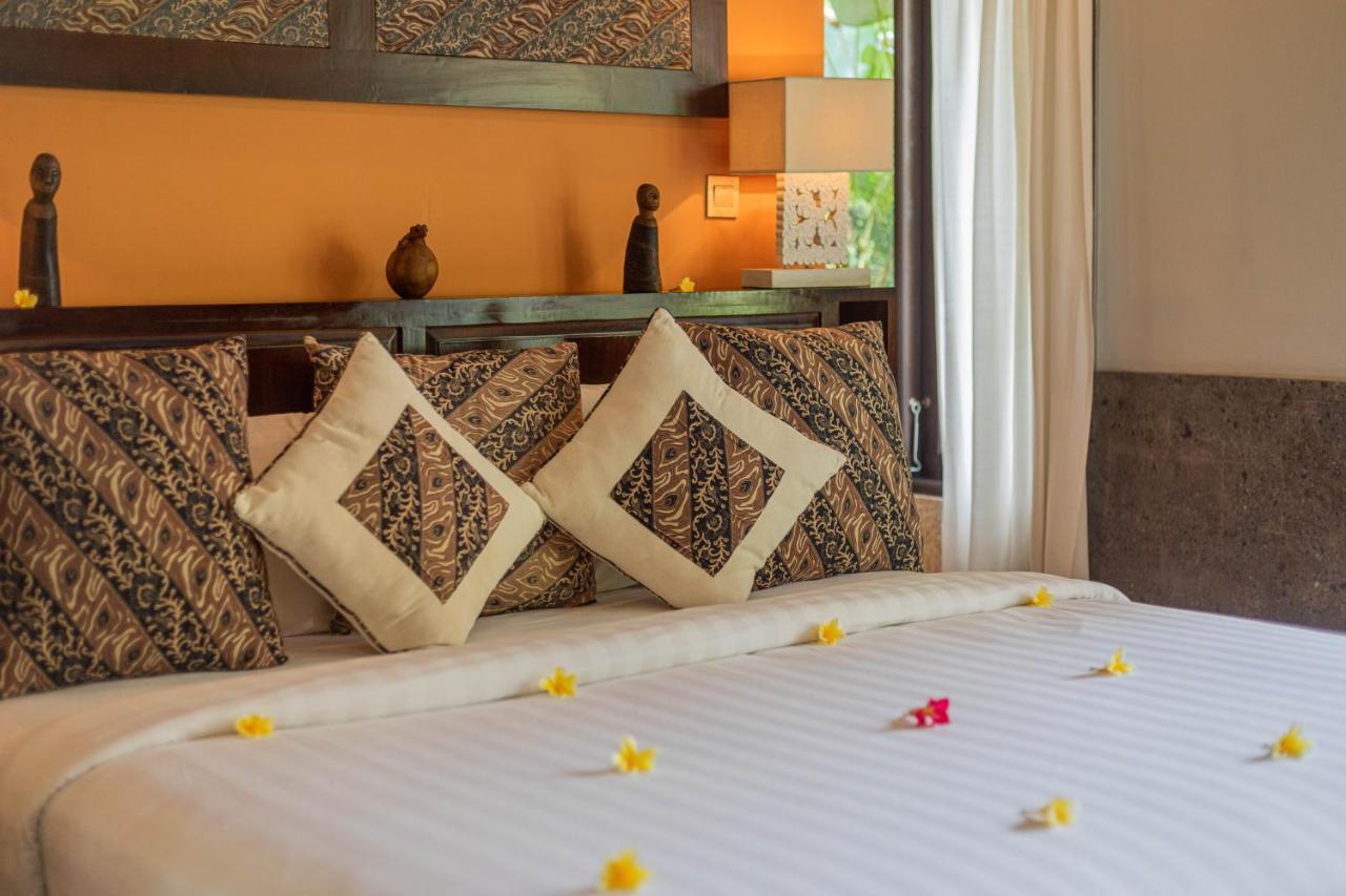 Suara Air Luxury Villa *
