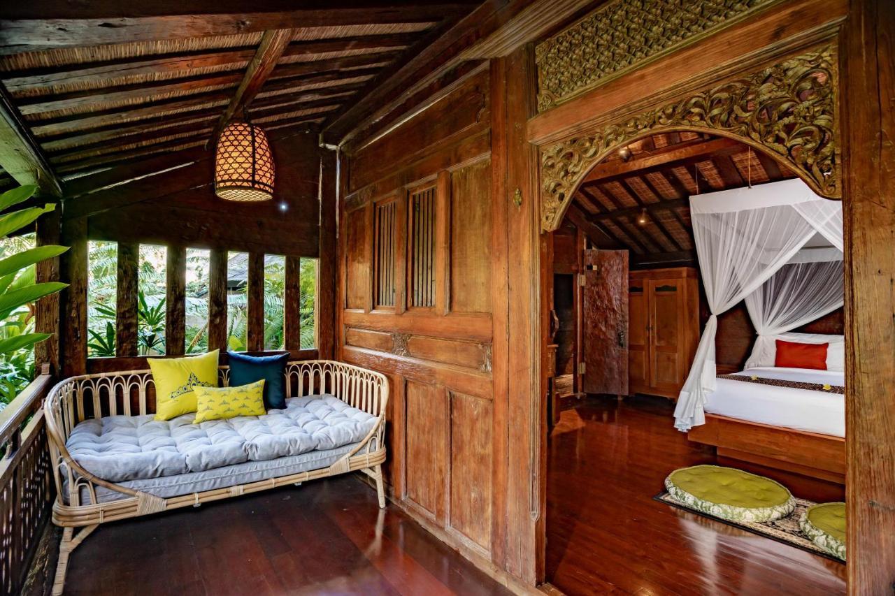 Aryaswara Holiday park 3*