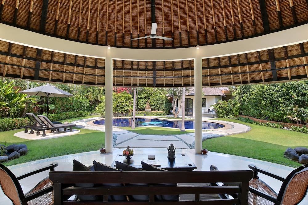 Impiana Private - Chse Certified Villa Seminyak (Bali)
