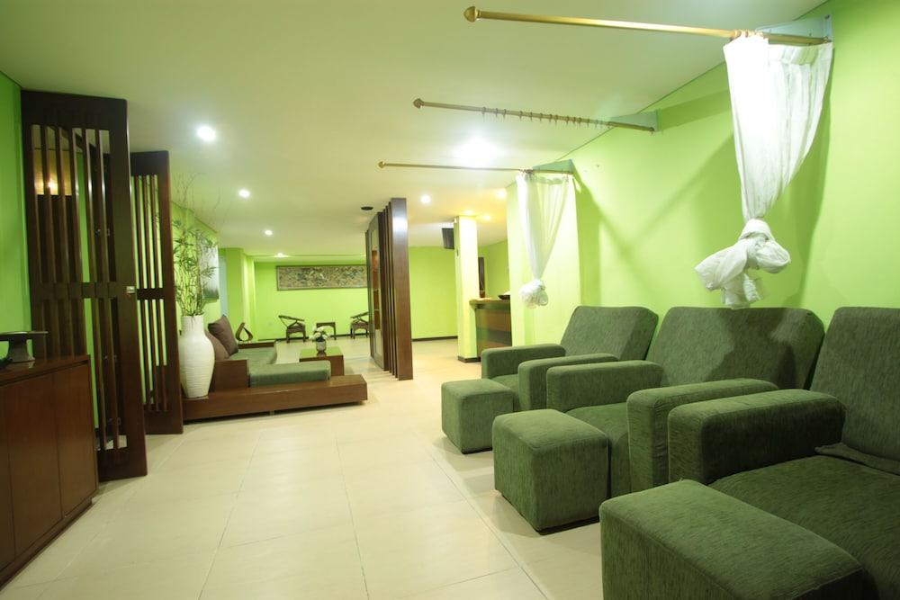 Hotel Bakung Sari