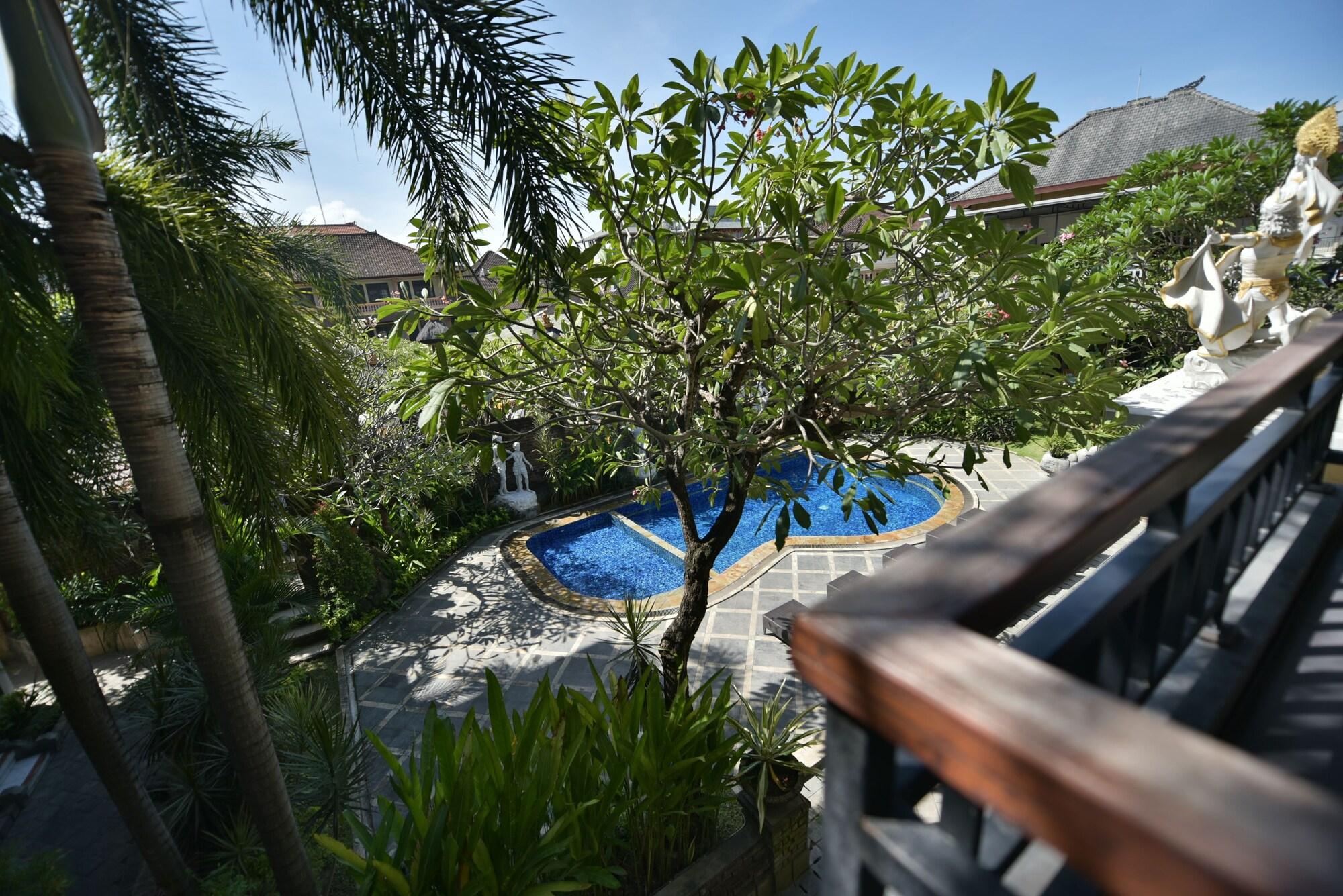 Sandat Hotel Legian (Bali)