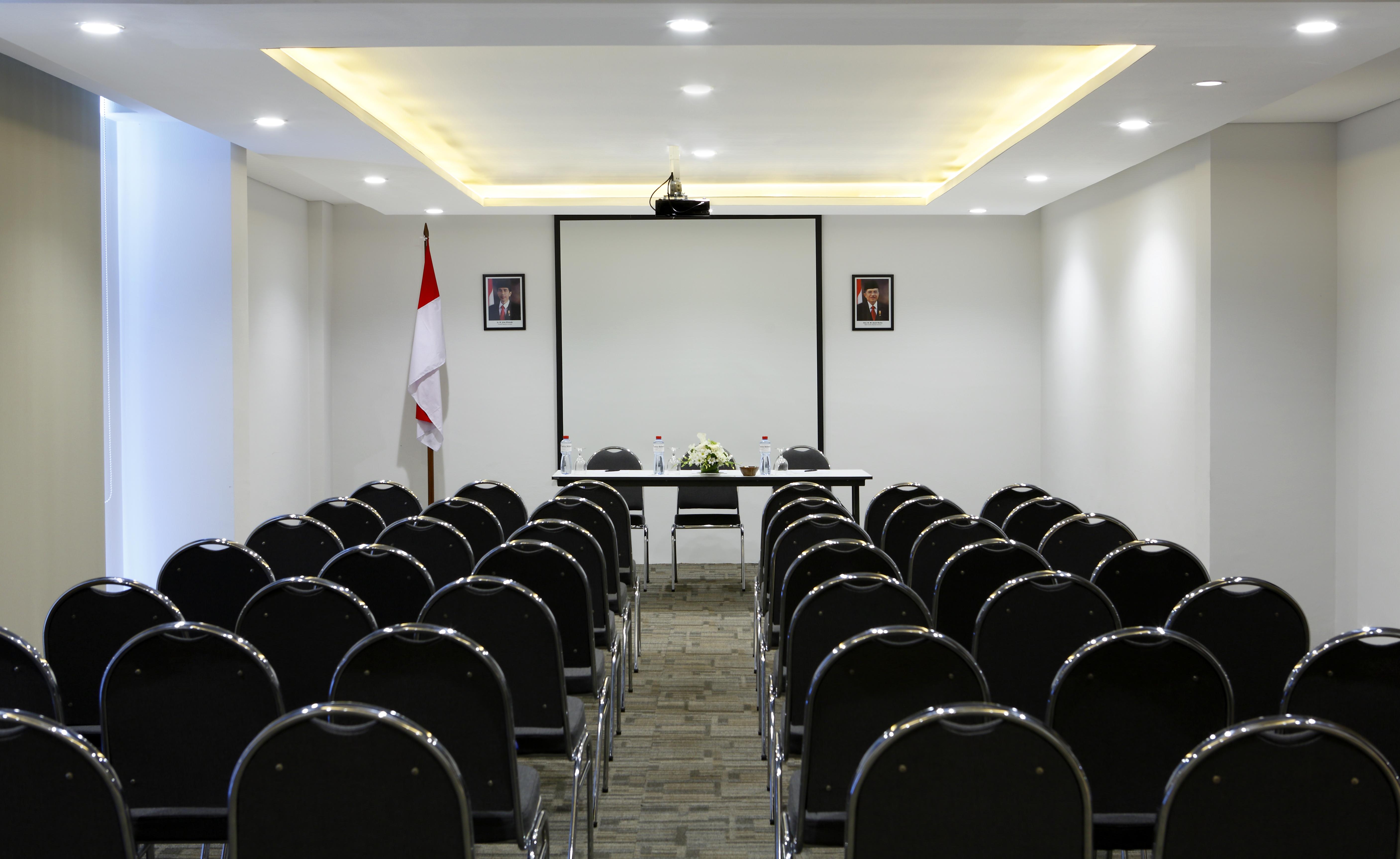Hotel D'primahotel Petitenget 2 4*