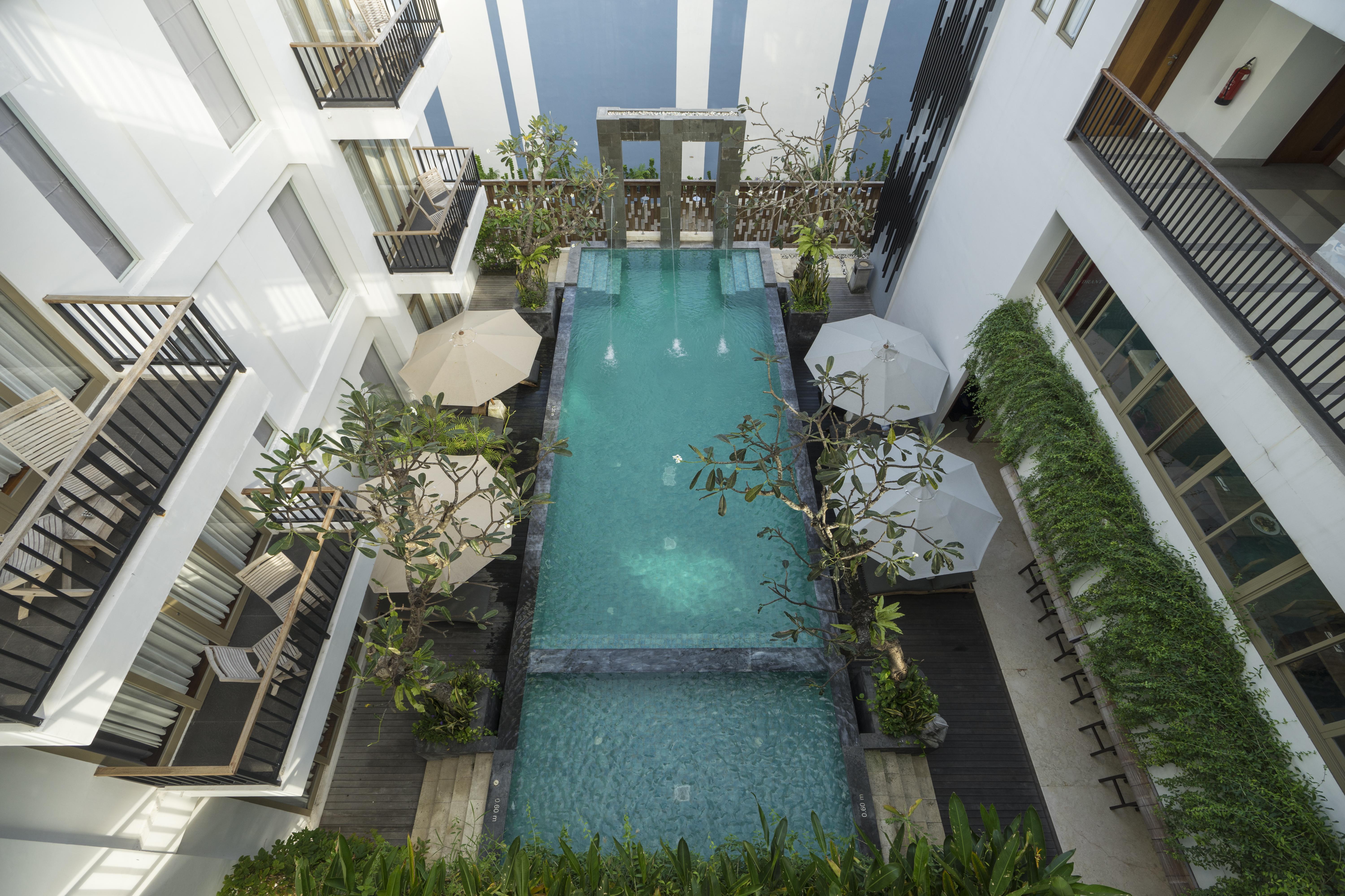 Hotel D'primahotel Petitenget 2