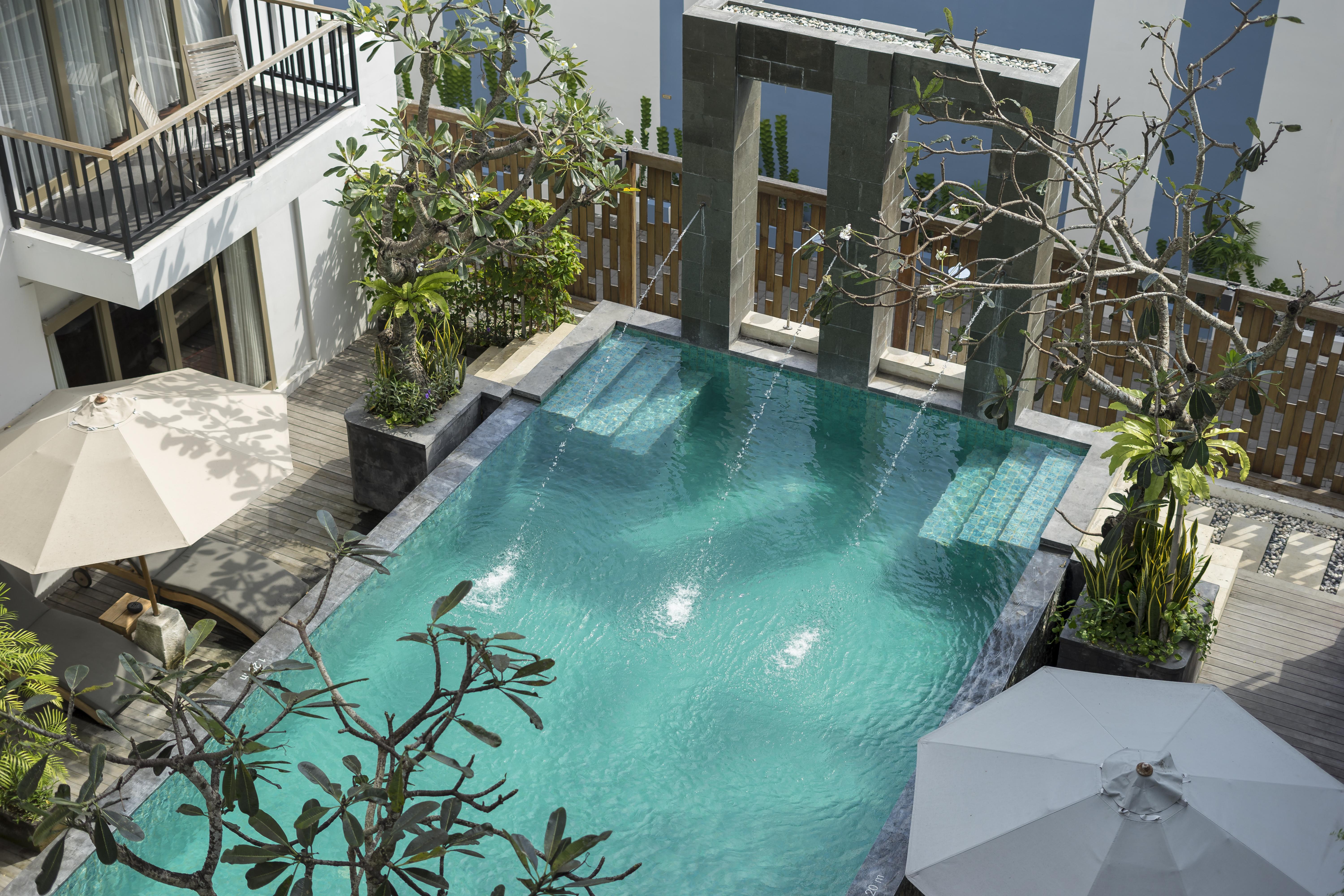D'primahotel Petitenget 2 4*