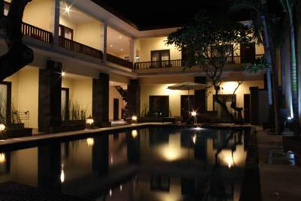 Hotel Radha Bali 2*