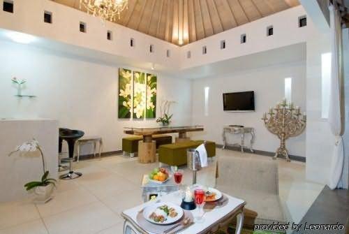 Kamuela * Seminyak (Bali)