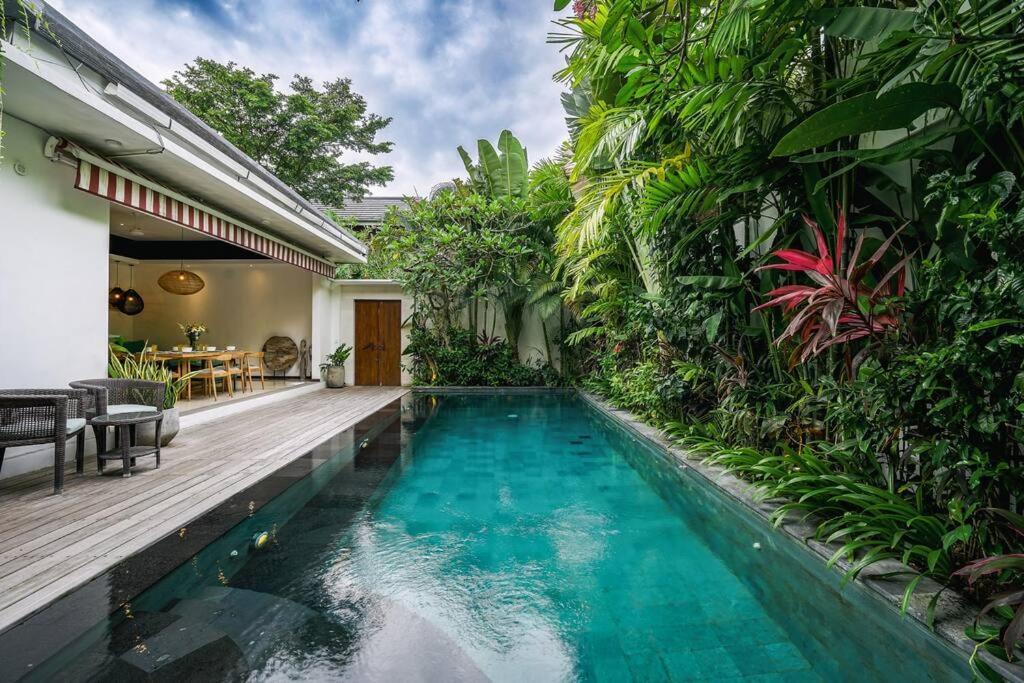 Villa Frangipani Mawe At Berawa Canggu (Bali)