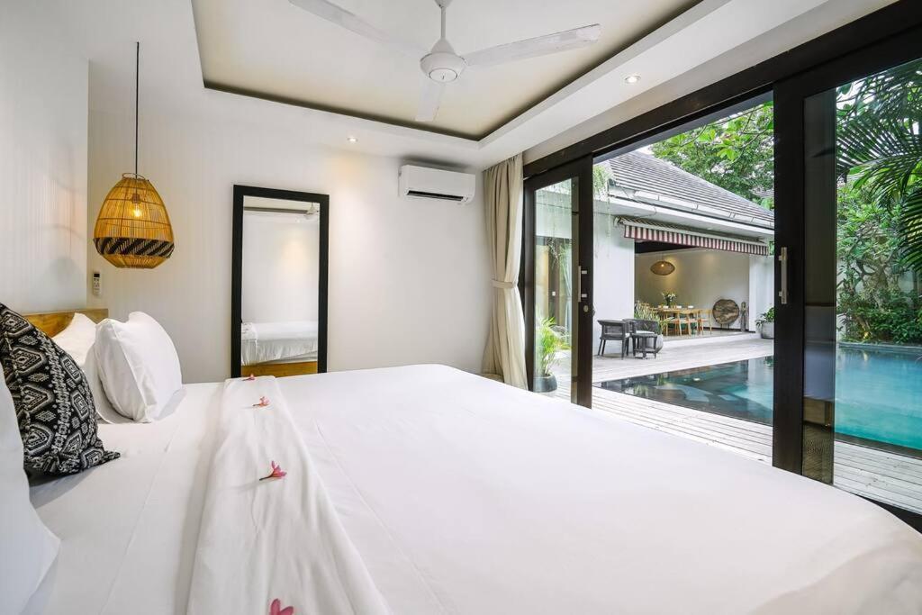 Villa Frangipani Mawe At Berawa Canggu (Bali)