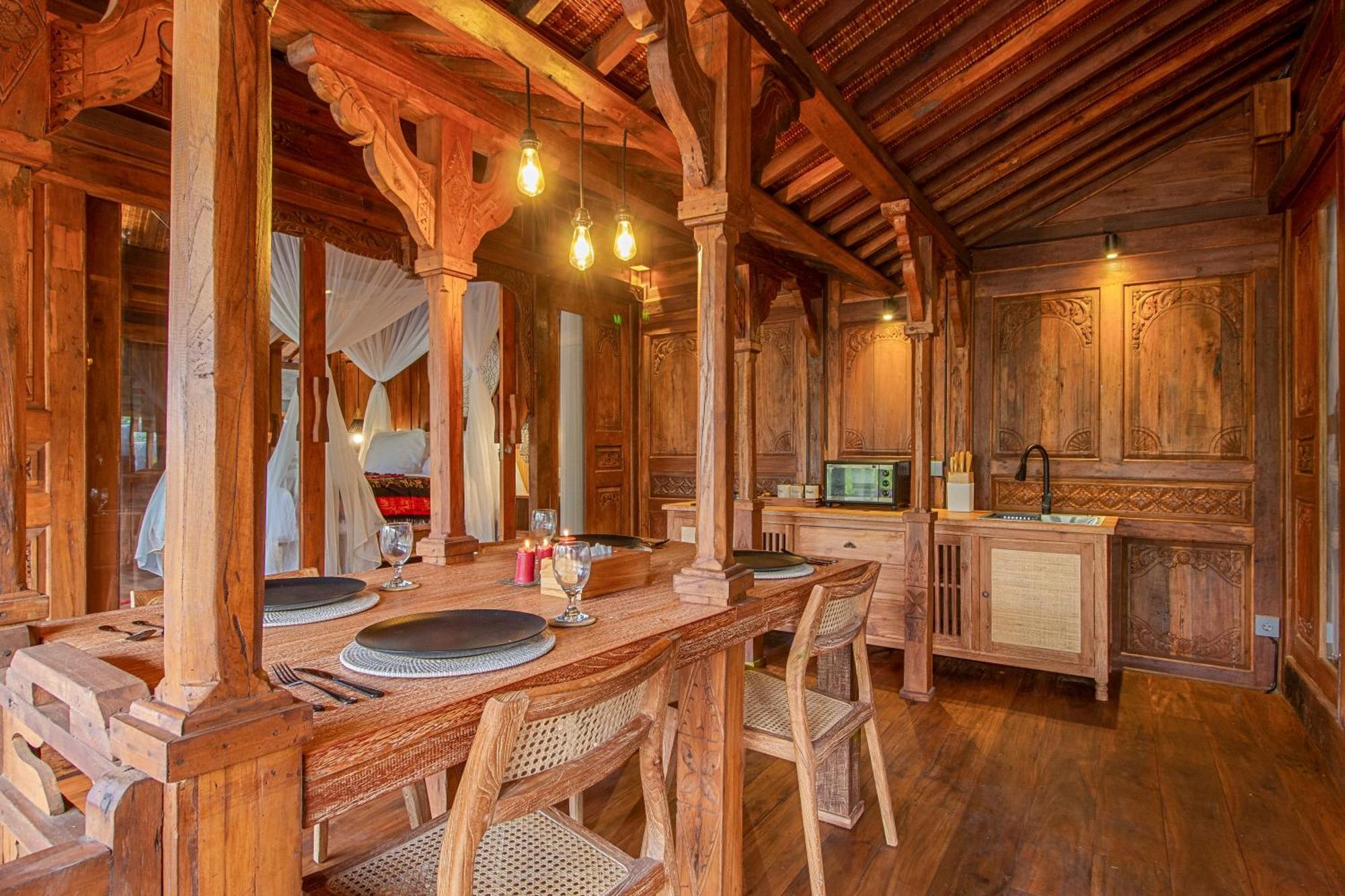 Mekar Villa *