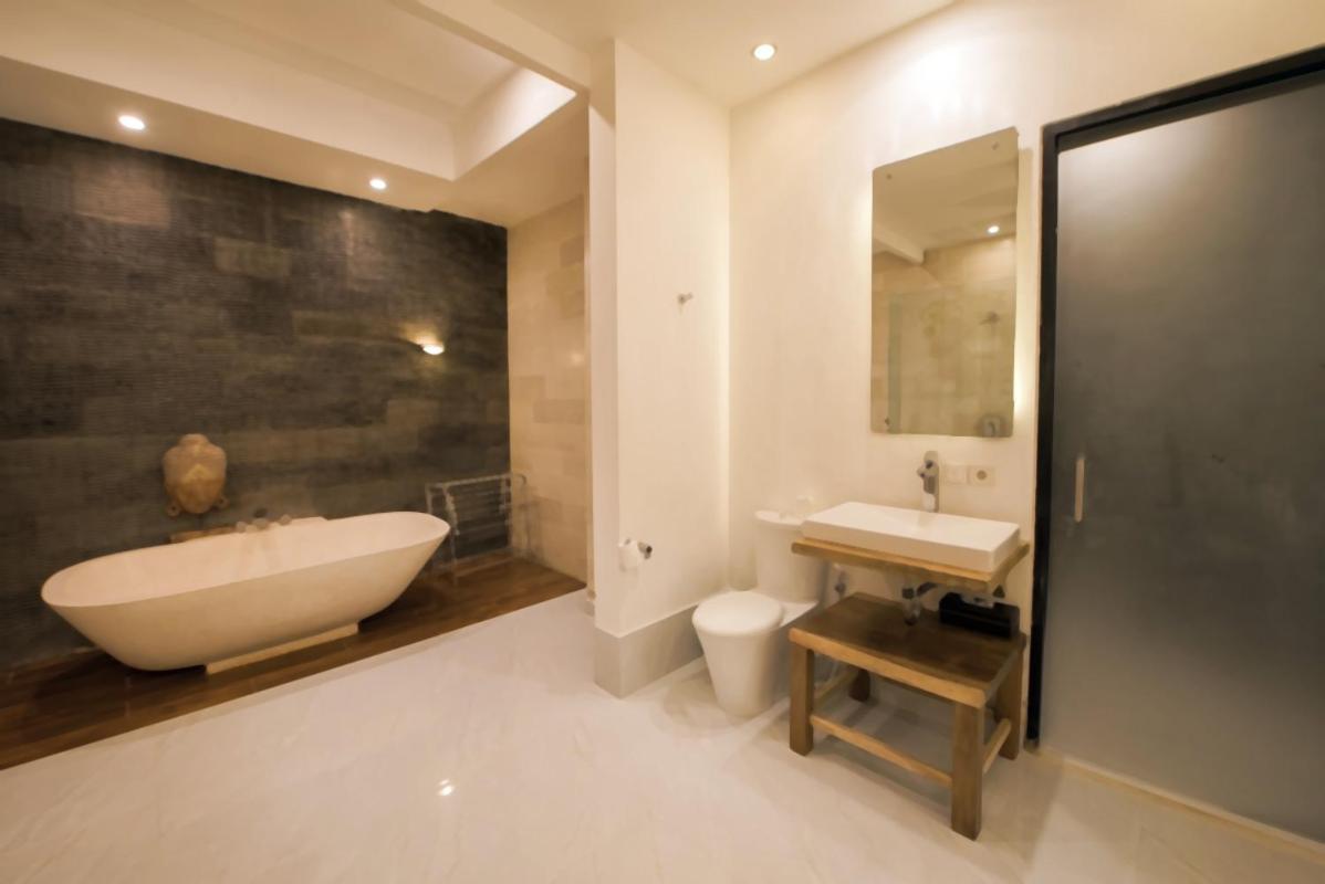 Villa Sky-villa 3- 8 Bedroom Brilliant Location Between To Shopping