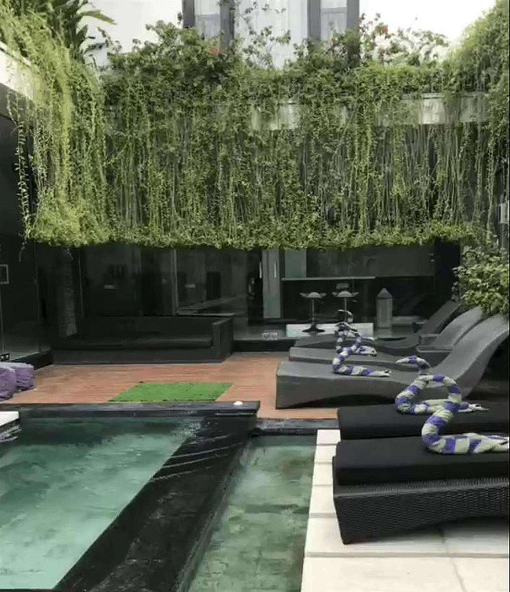 Sky-villa 3- 8 Bedroom Brilliant Location Between To Shopping Villa *