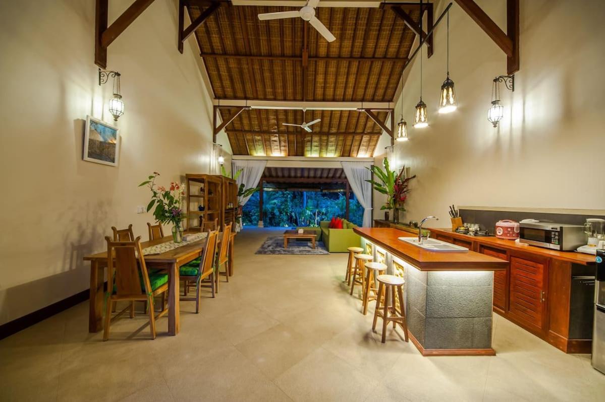 Villa Luxury 3br Infinity Jungle View Aashaya Ubud (Bali)