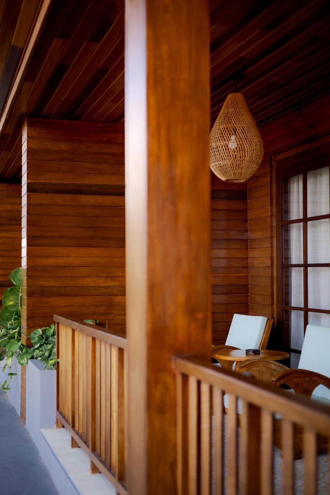 Hotel Fourteen Roses Boutique Hotel, Kuta 4*