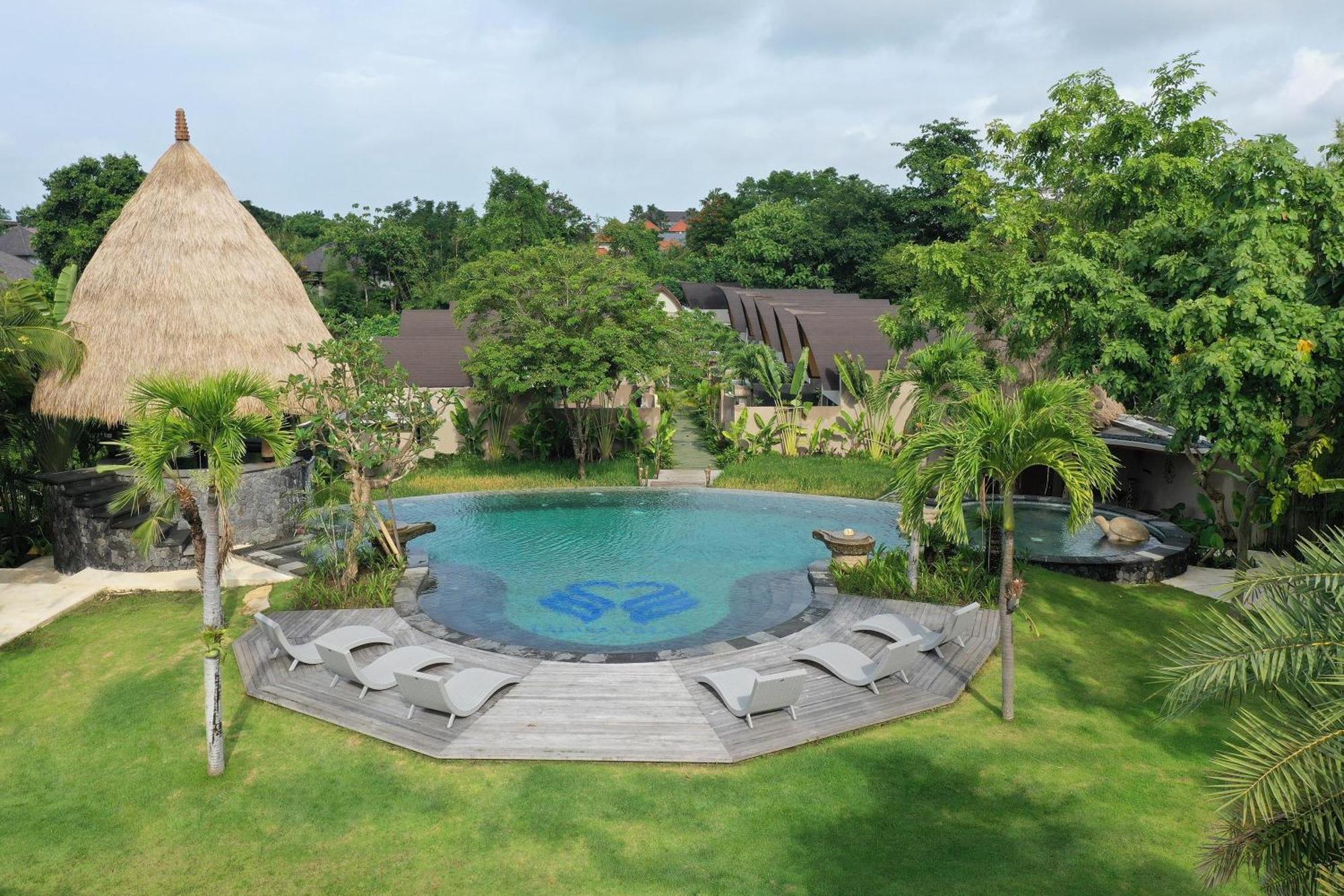 Lalasa Villa