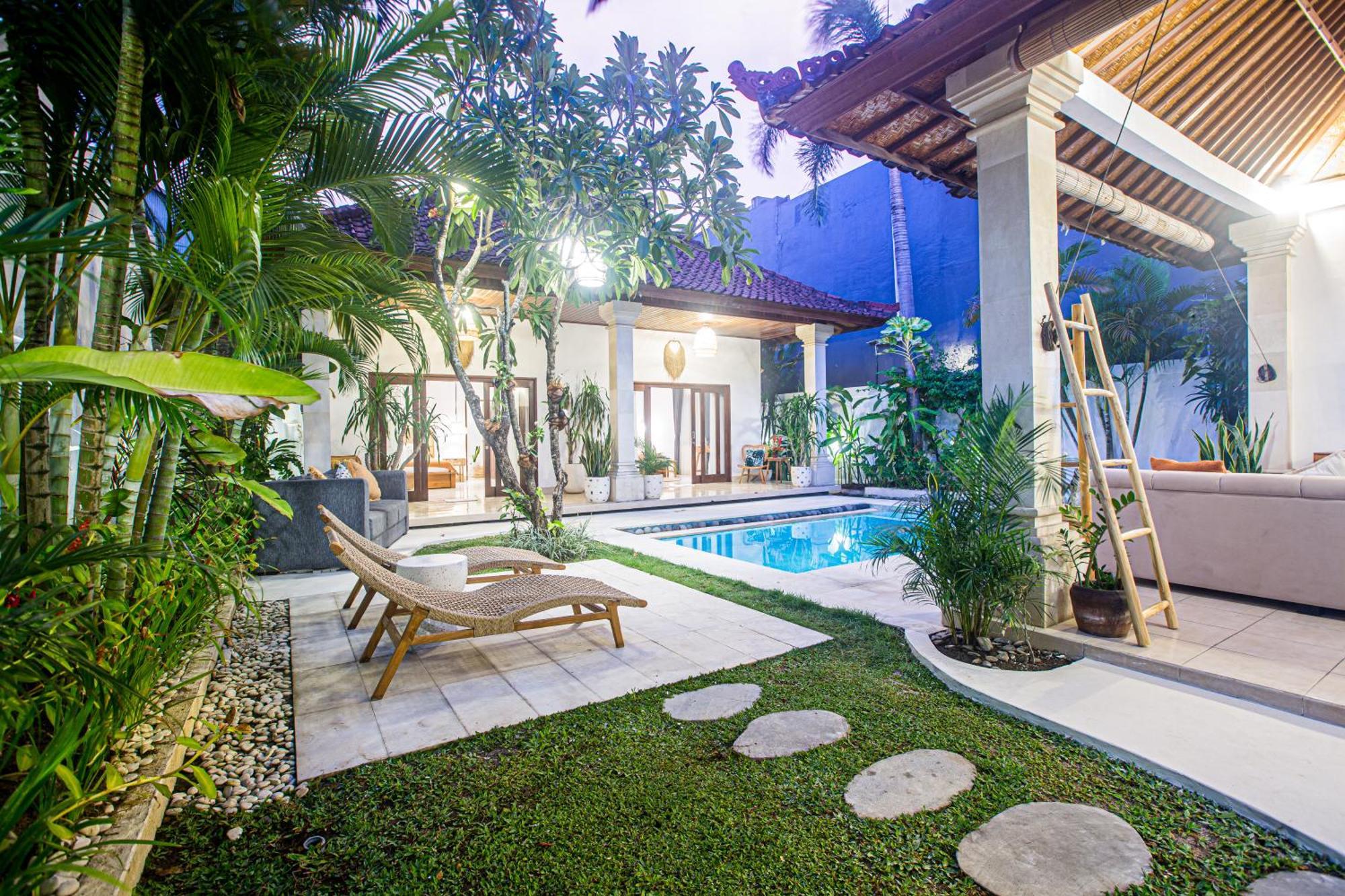 Deba 2 By Bali Solutions * Seminyak (Bali)