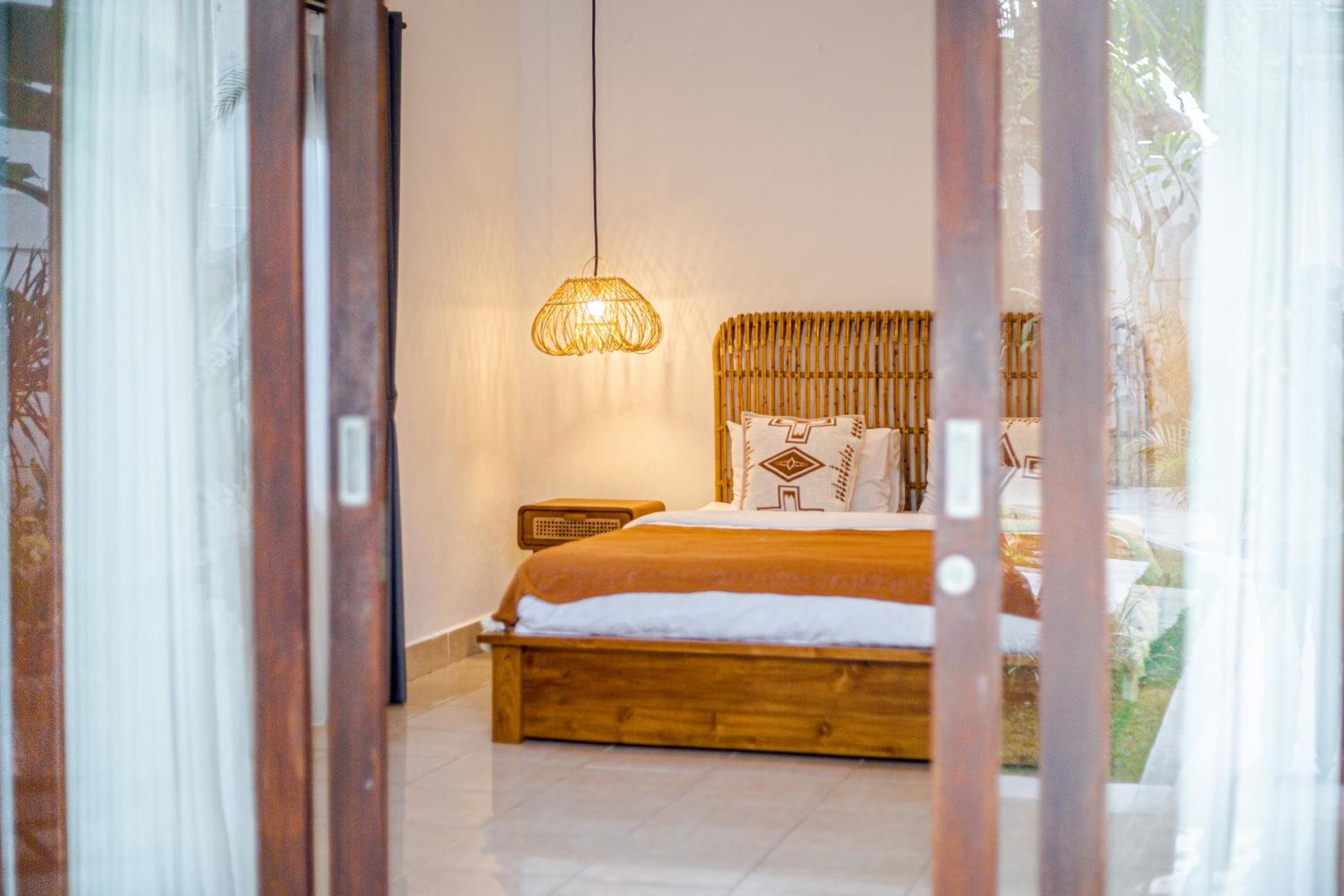 Deba 2 By Bali Solutions * Seminyak (Bali)