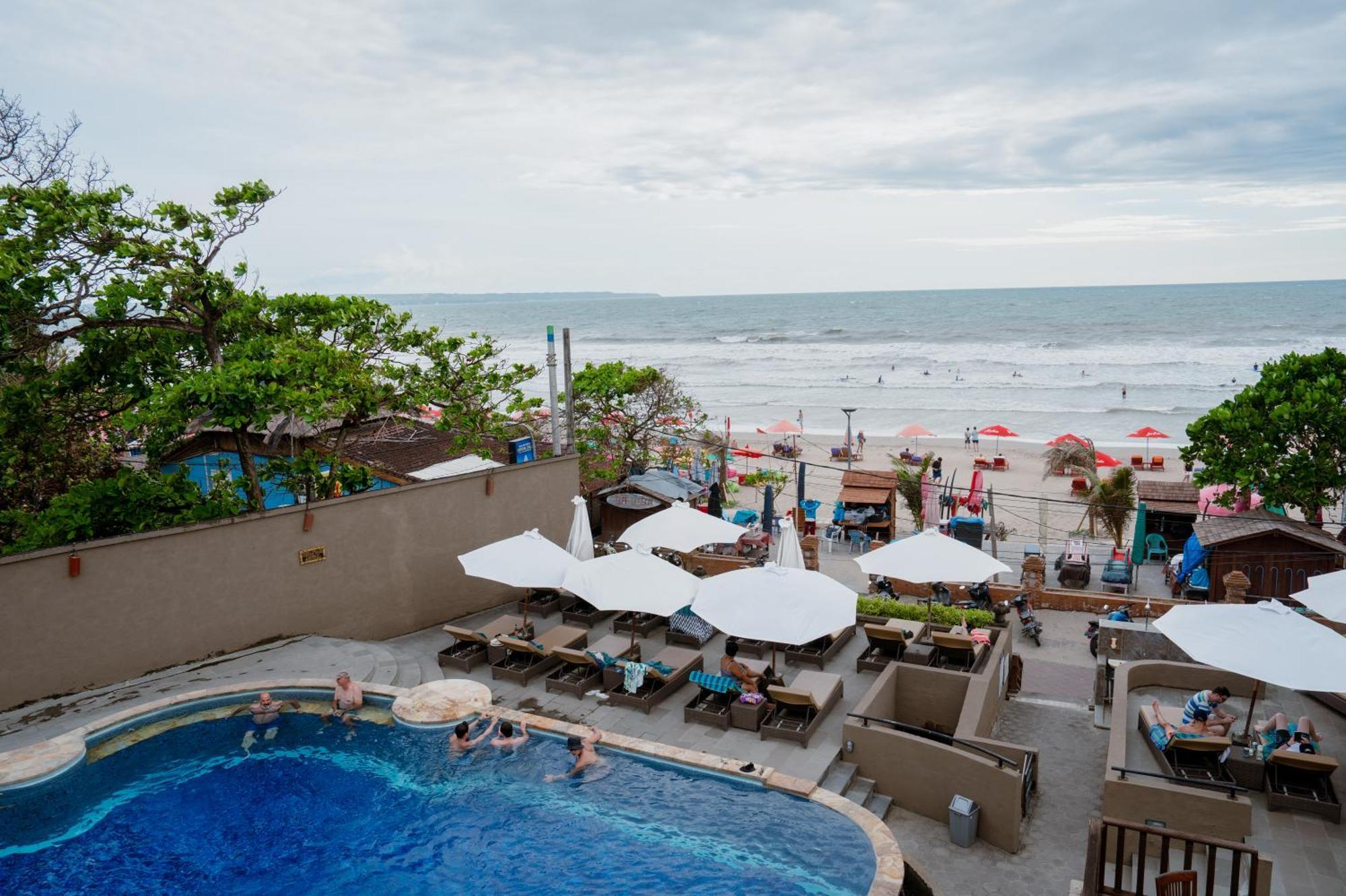 Pelangi Bali & Hotel Seminyak (Bali)