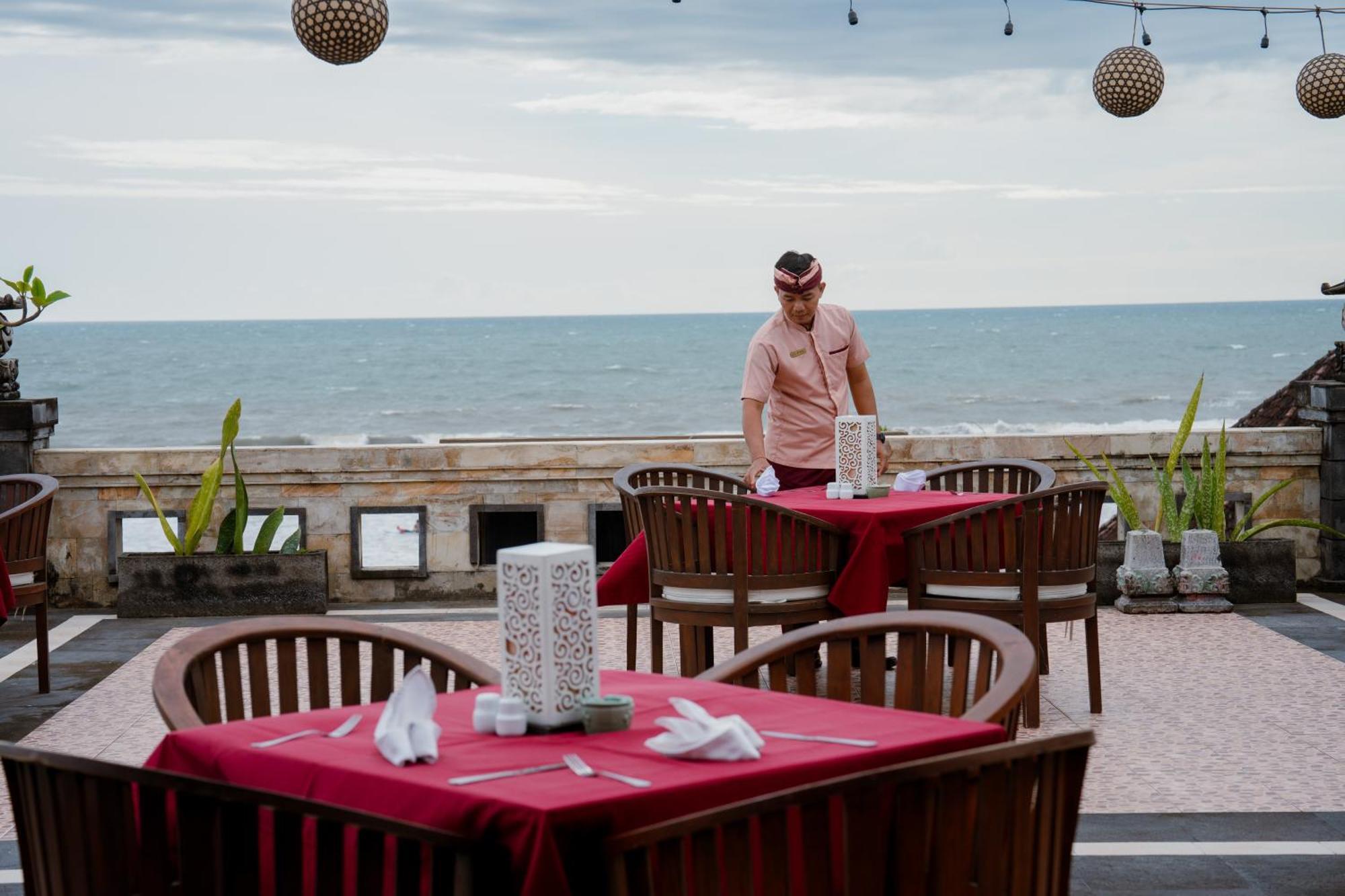 Pelangi Bali & Hotel Seminyak (Bali)