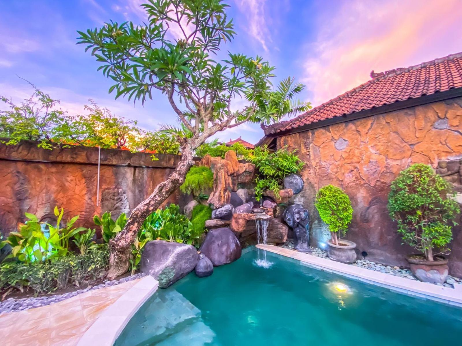 Bali Dyana * Seminyak (Bali)