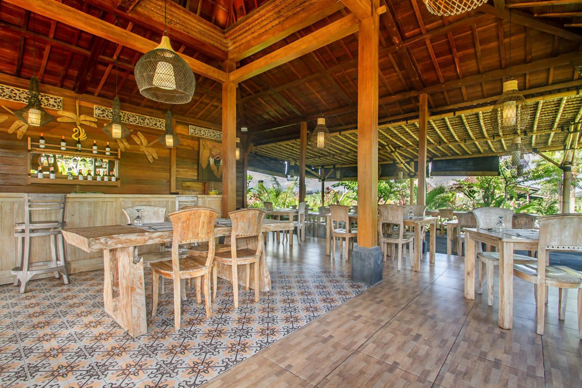 Aswanaya Resort 4*