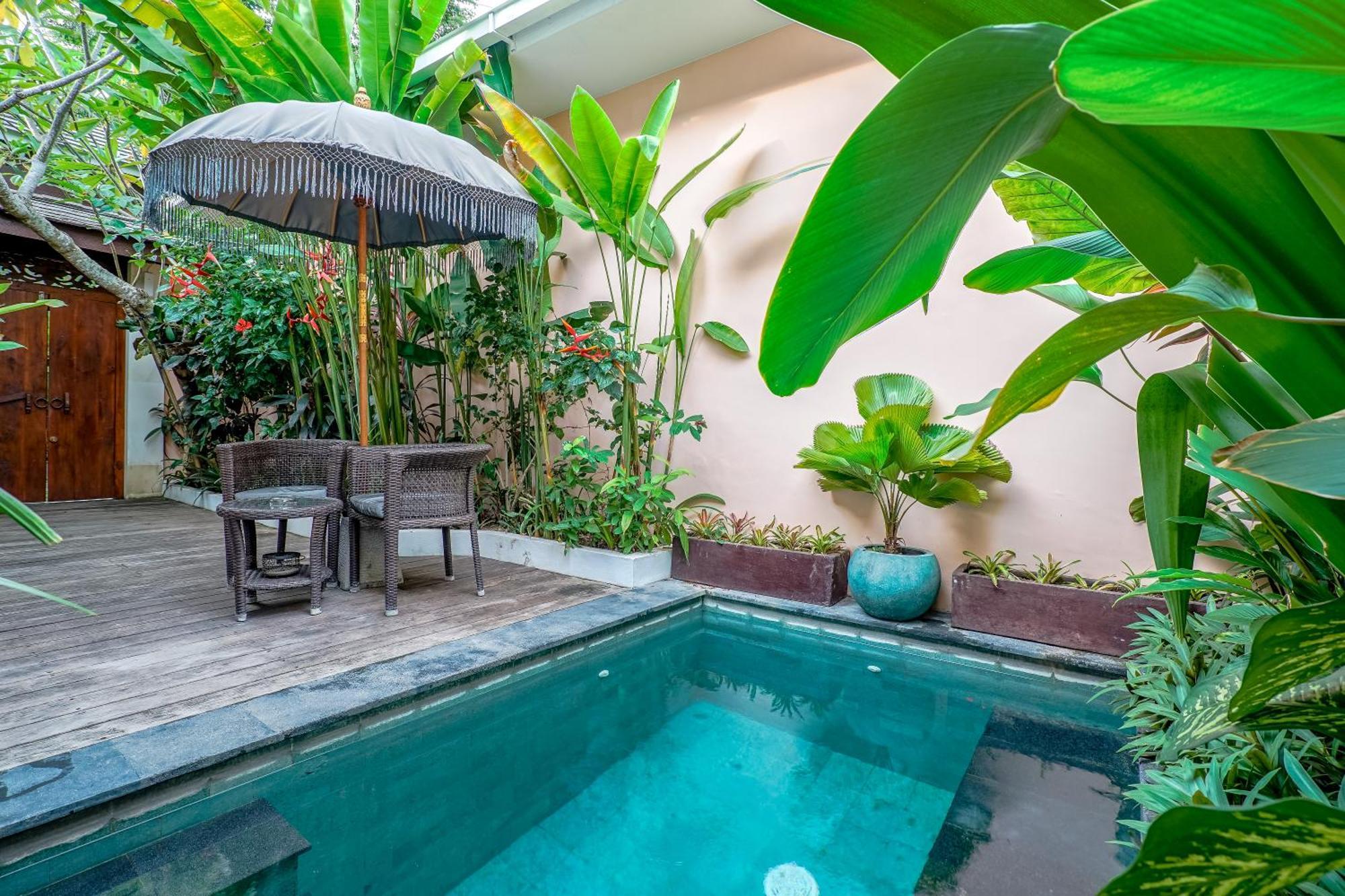 Villa Frangipani Kuning At Berawa