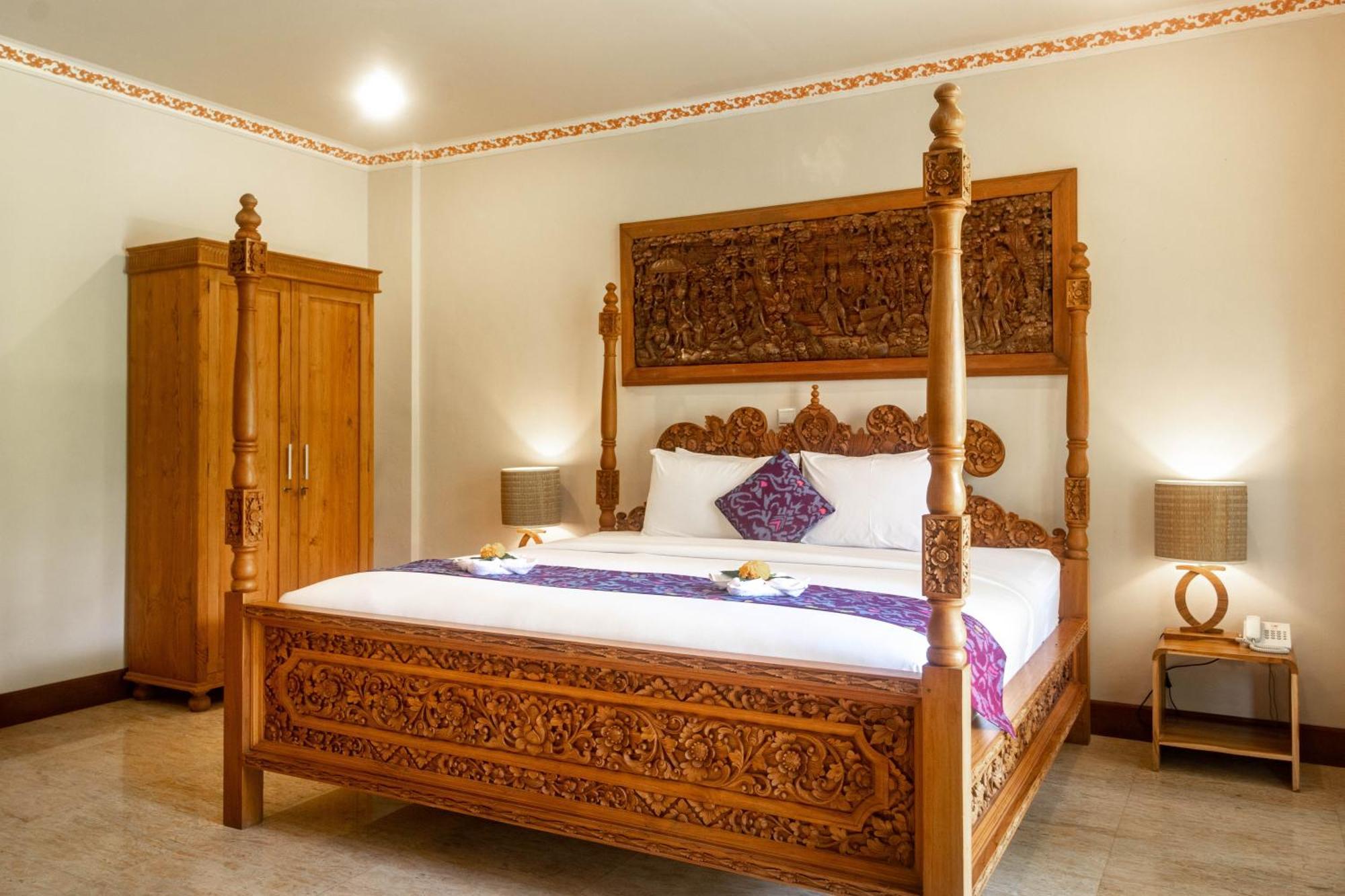 Narasoma & Retreat