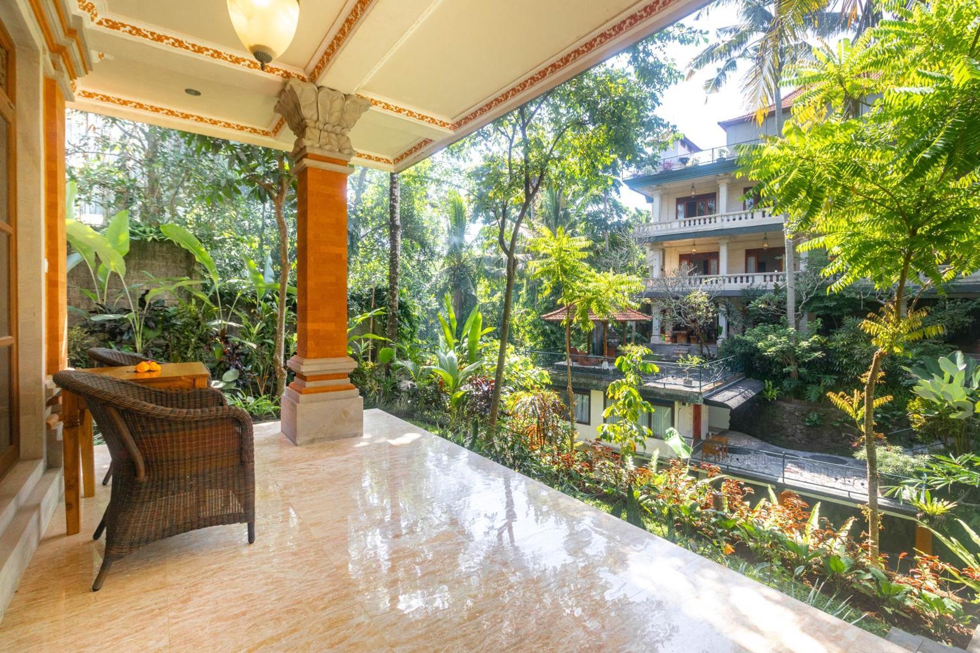 Narasoma & Retreat Homestay *