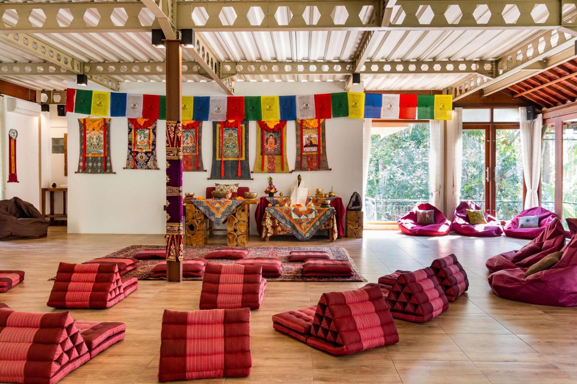 Narasoma & Retreat